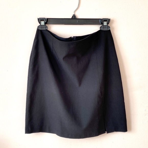 Dresses & Skirts - Black Fitted Office Skirt